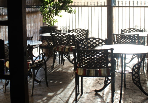 Do Any Bar and Grill Restaurants in Bossier City, Louisiana Offer Outdoor Games or Activities?